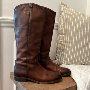 Frye Melissa Button 2 Extended Calf (Price firm)